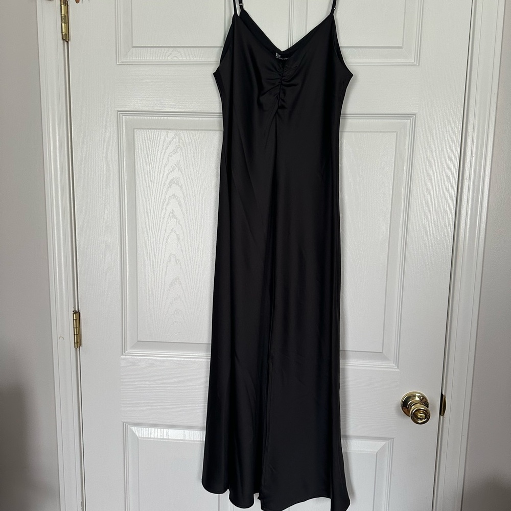 Elegant Black Maxi Dress